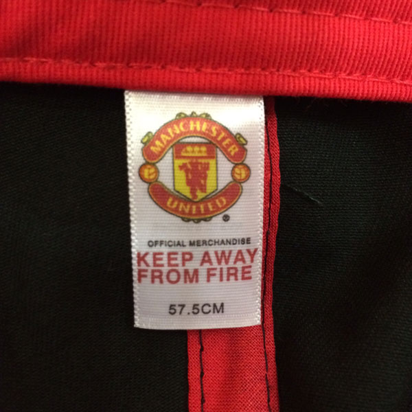 หมวกแมนยู ของแท้ Manchester United FC สีแดงสลับดำ
